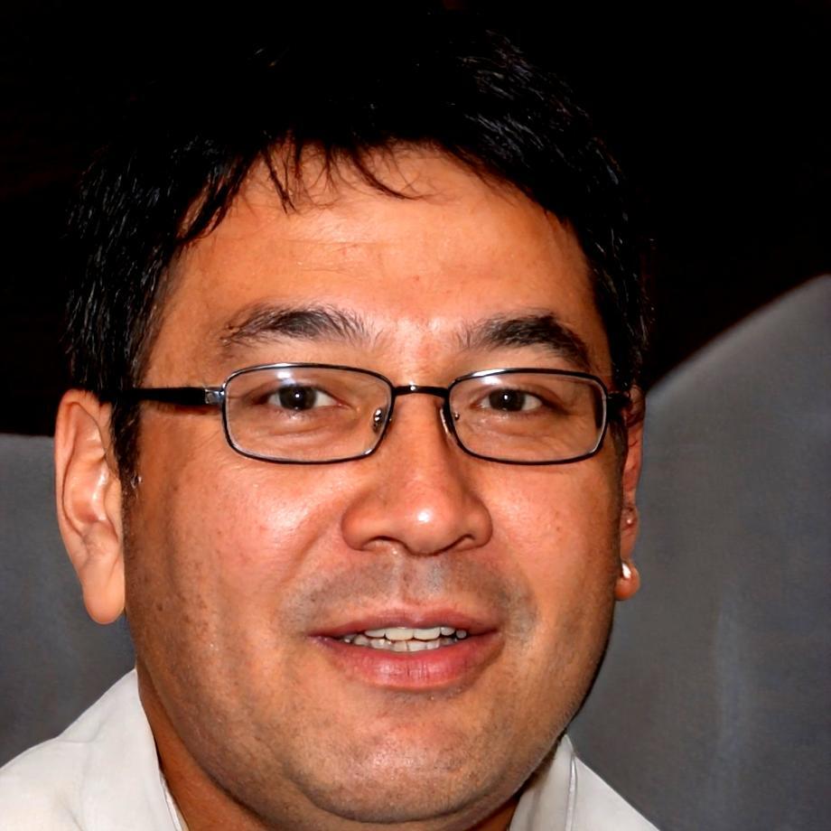 Stellan Bjornsson discussing financial planning